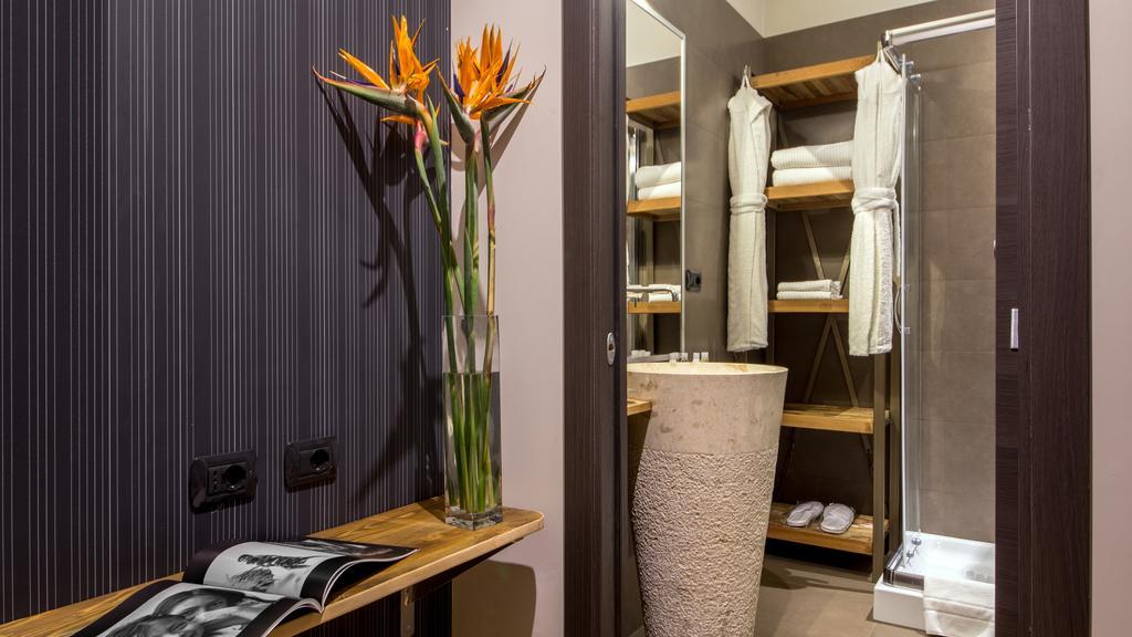Qt Suites Roma Zimmer foto