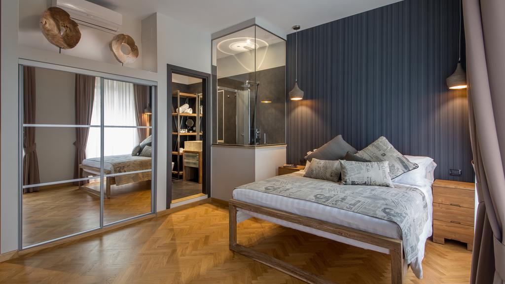 Qt Suites Roma Zimmer foto