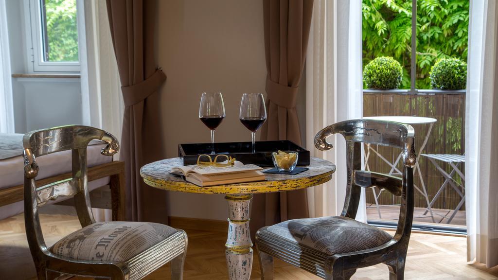 Qt Suites Roma Zimmer foto